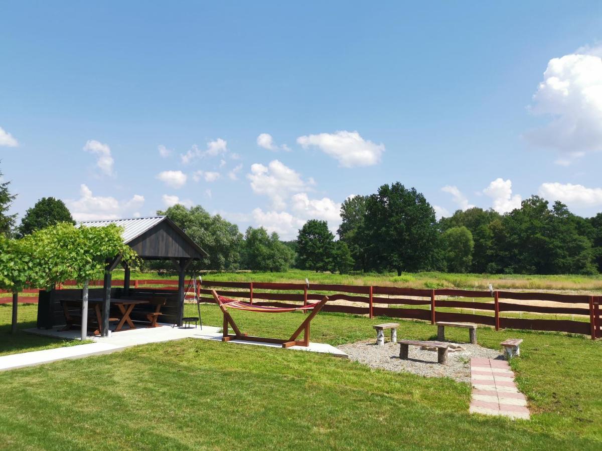 Agrochalupki Apartamento Korczowa Exterior foto